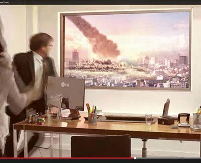 LGのバイラルビデオ　「隕石落下！？」